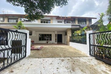 Jalan Perjiranan 10, Bandar Dato Onn