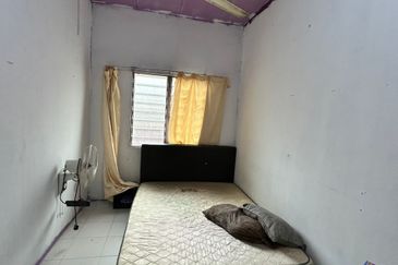 Jalan Serindit, Taman Scientex