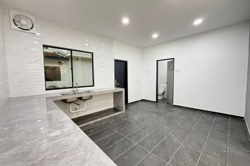 Unblock View @ Jalan Permas 4/xx, Bandar Baru Permas Jaya, Masai