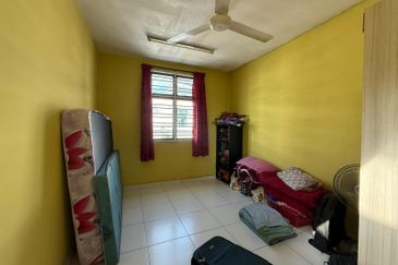 Jalan Penaga, Taman Pulai Hijauan