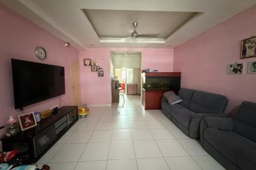 Jalan Penaga, Taman Pulai Hijauan