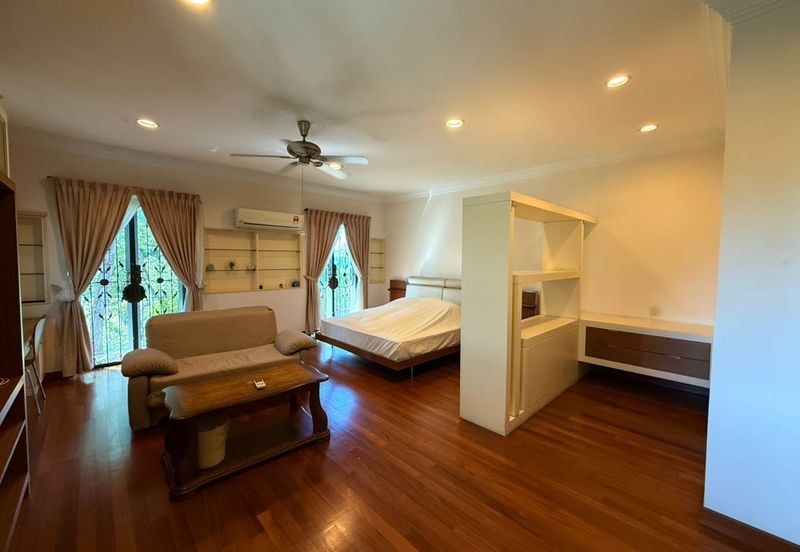 Jalan Keruing, Taman Bukit Rinting