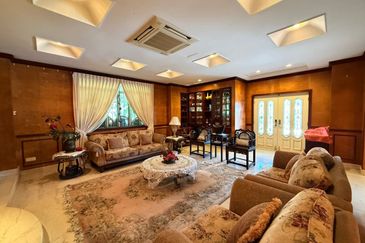 Jalan Keruing, Taman Bukit Rinting