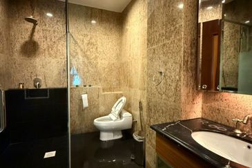 Jalan Keruing, Taman Bukit Rinting