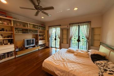 Jalan Keruing, Taman Bukit Rinting