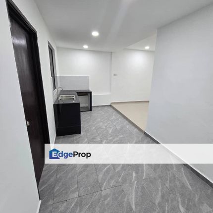Fully Renovated @ Jalan Zapin 7, Taman Skudai Baru, Johor, Skudai