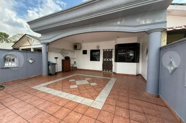 Jalan Meranti, Taman Rinting