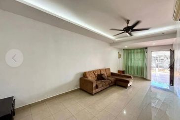 Jalan Meranti, Taman Rinting