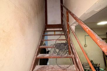 Jalan Bayan, Taman Megah Ria