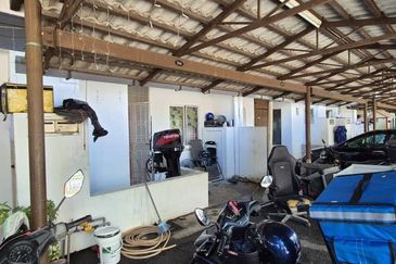 Villa Ros Apartment, Jalan Tampoi Indah II, Johor Bahru