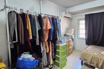 Villa Ros Apartment, Jalan Tampoi Indah II, Johor Bahru