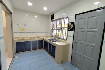 Jalan Bukit, Bandar Seri Alam, Masai