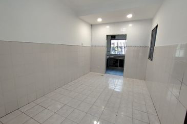 Jalan Bukit, Bandar Seri Alam, Masai