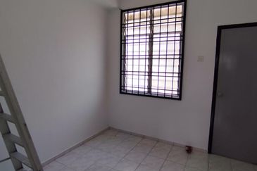 Jalan Bukit, Bandar Seri Alam, Masai