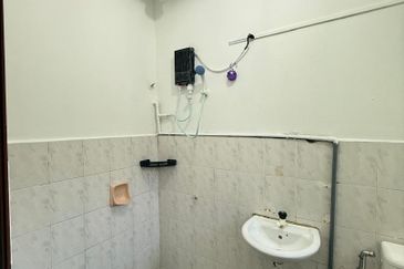 Lily & Jasmine Apartment