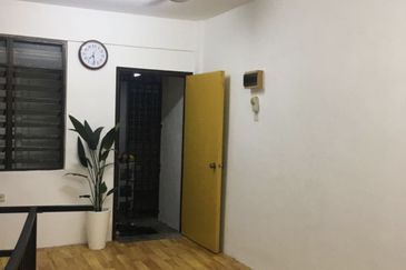 Kenari Apartment