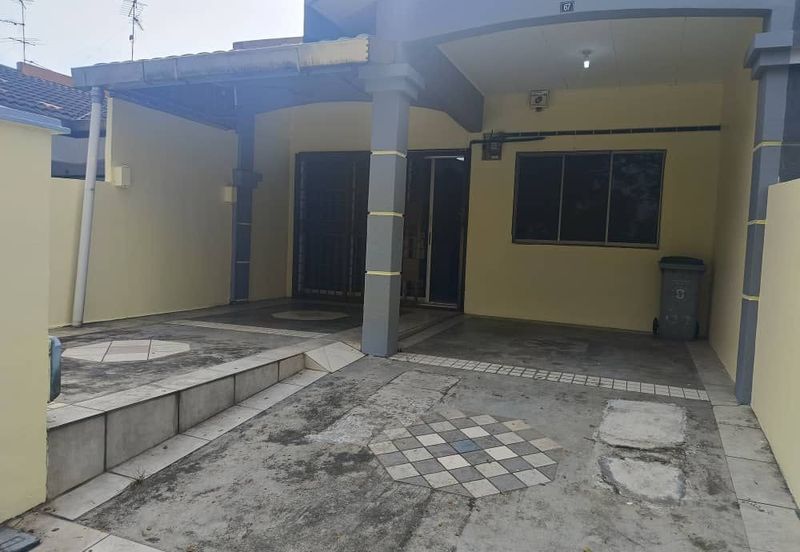 Jalan SS 2 /16 Taman Sri Saujana, Kota Tinggi