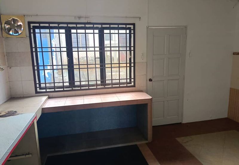 Jalan SS 2 /16 Taman Sri Saujana, Kota Tinggi