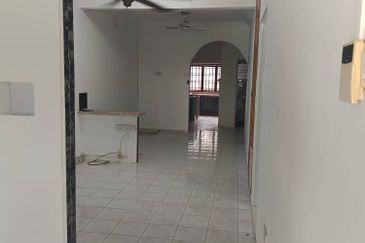 Jalan SS 2 /16 Taman Sri Saujana, Kota Tinggi