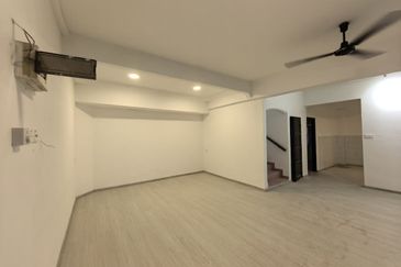 Jalan Kerapu 3, Taman Guru, Kota Tinggi 