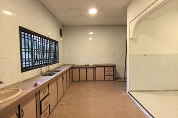 Jalan Kerapu 3, Taman Guru, Kota Tinggi 