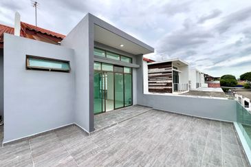 Jalan Perjiranan 12, Bandar Dato Onn