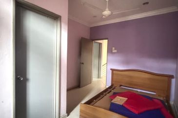 Jalan Mutiara Emas 2/X, Taman Mount Austin, JB