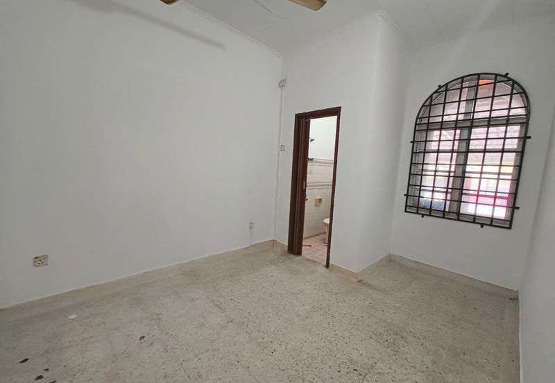 Jalan Selayang, Taman Pasir Putih, Pasir Gudang