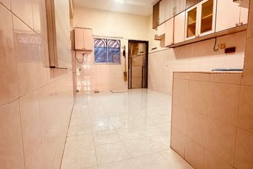 Jalan Sungai Keramat 8a, Taman Klang Utama