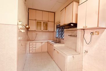 Jalan Sungai Keramat 8a, Taman Klang Utama