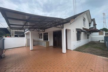 Jalan Api-Api 9, Taman Megah Ria