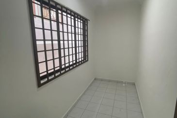 Jalan Api-Api 9, Taman Megah Ria