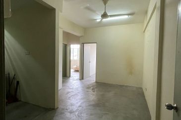 Level 2, Flat Taman Seri Orkid, Skudai