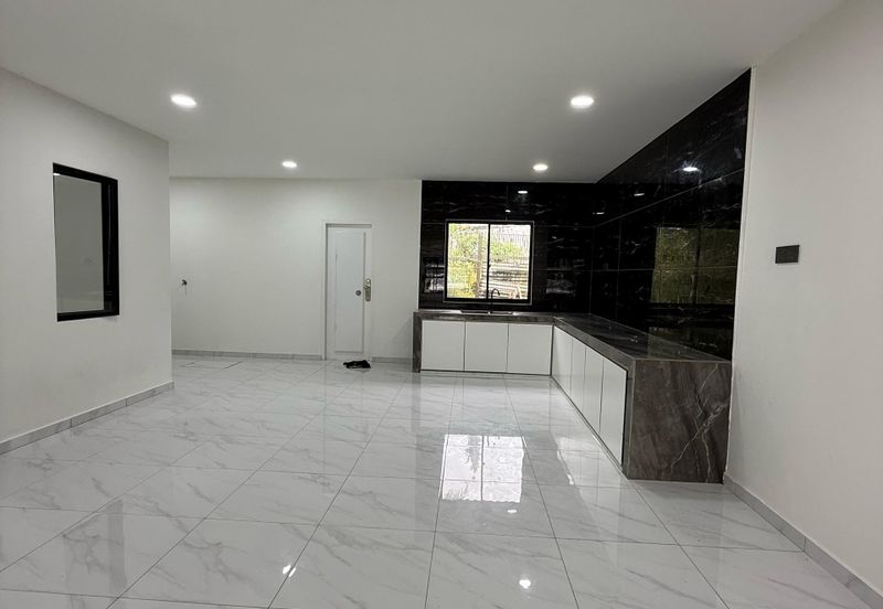 Jalan Bukit Kempas 2/14, Taman Bukit Kempas