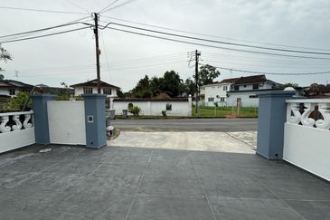 Jalan Bukit Kempas 2/14, Taman Bukit Kempas