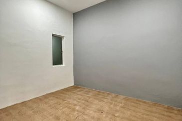 Unblock View @ Jalan Kelisa 1/1, Kluang