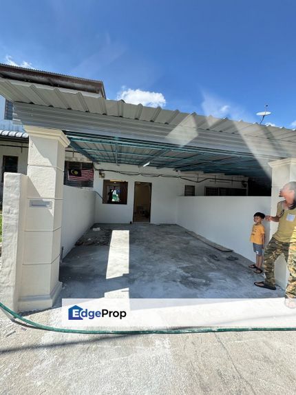 Fully Renovated @ Jalan Berlian 26, Simpang Renggam, Johor, Simpang Renggam