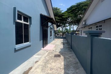 Jalan Api Api 17, Taman Megah Ria, Masai