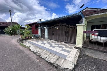 Jalan SS 2/X, Taman Sri Saujana, Kota Tinggi