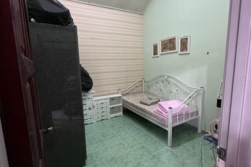 Jalan SS 2/X, Taman Sri Saujana, Kota Tinggi