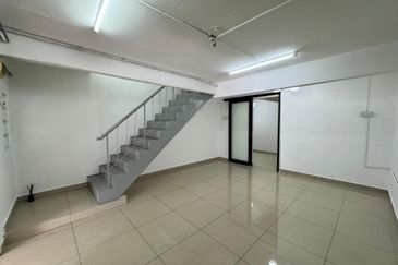 Fully Renovated @ Jalan Panti 8, Bukit Tiram, Ulu Tiram