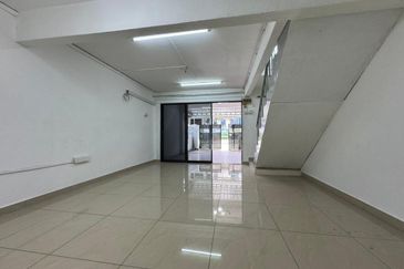 Fully Renovated @ Jalan Panti 8, Bukit Tiram, Ulu Tiram