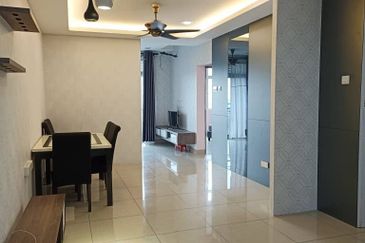 Eastbay Luxury Apartment