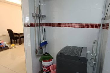 Eastbay Luxury Apartment