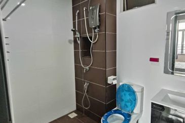 Eastbay Luxury Apartment