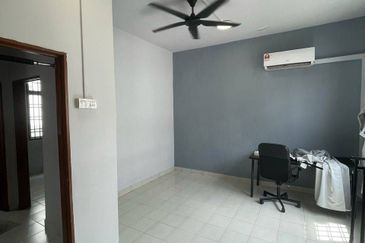 Flat Sri Mas, Taman Desa Tebrau, Johor