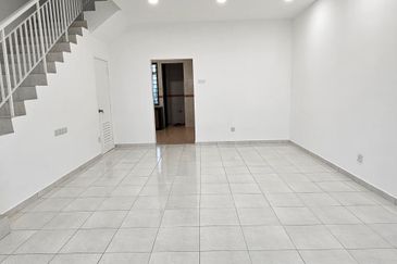 Fully Renovated @ Jalan Jaya Putra 3/xx, Bandar Jaya Putra, Johor Bahru