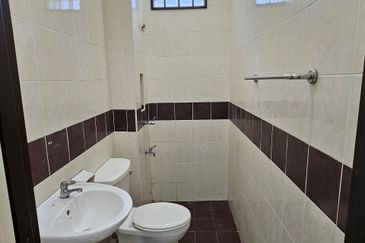 Fully Renovated @ Jalan Jaya Putra 3/xx, Bandar Jaya Putra, Johor Bahru