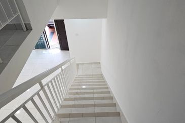 Fully Renovated @ Jalan Jaya Putra 3/xx, Bandar Jaya Putra, Johor Bahru