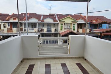 Fully Renovated @ Jalan Jaya Putra 3/xx, Bandar Jaya Putra, Johor Bahru